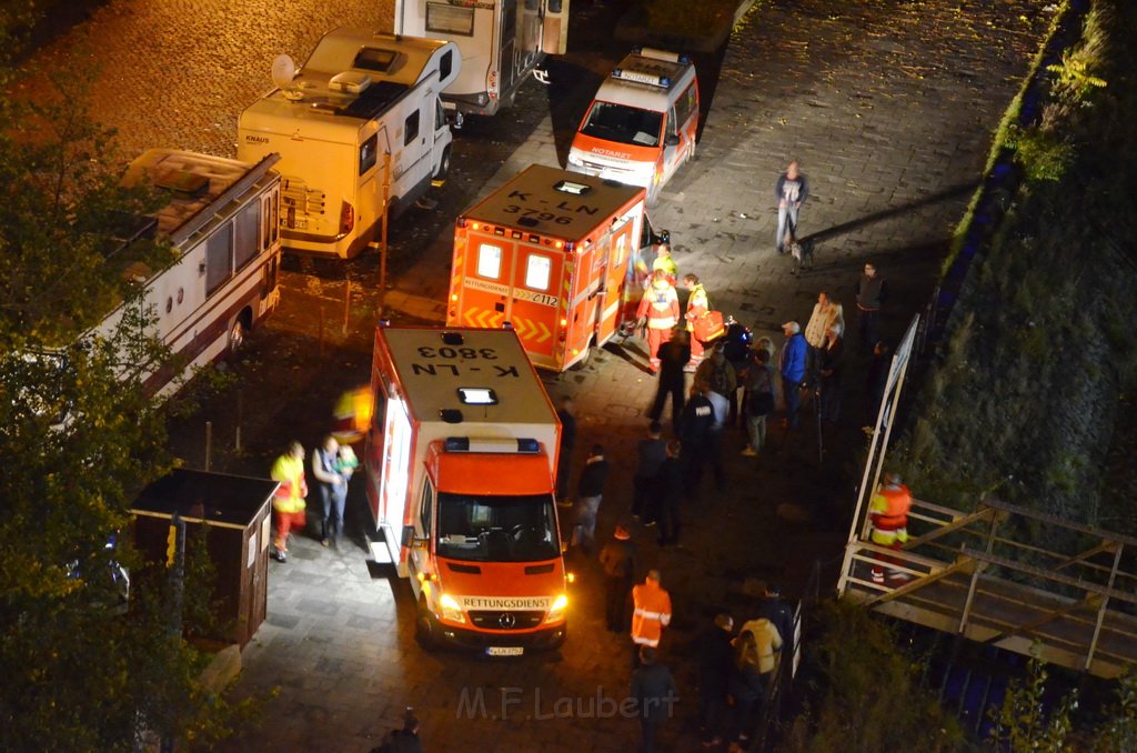 Einsatz BF Hoehenretter Koelner Seilbahn Hoehe Zoobruecke P2598.JPG